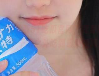 下载51吃瓜官网，变身吃瓜达人，于千里之外吃到最新热闻！