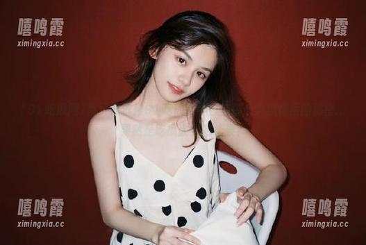 91吃瓜网 首页报道!91吃瓜网今日特供:大瓜背后的秘密...果然是吃瓜太多的结果?