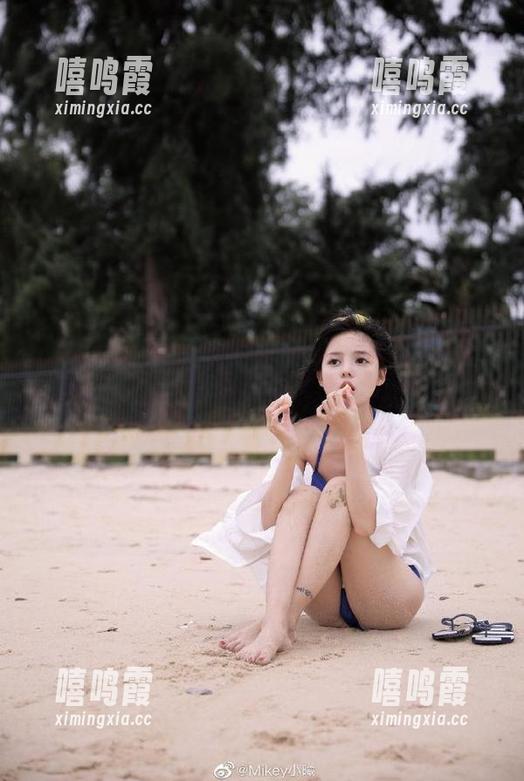 我点了个zztt11链接，结果被无数瓜汁淹没，神经质的刷新中……