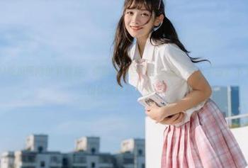 吃瓜网网址下载后，你的手机会不会变成八卦小宇宙？不太确定，但你试试就知道！