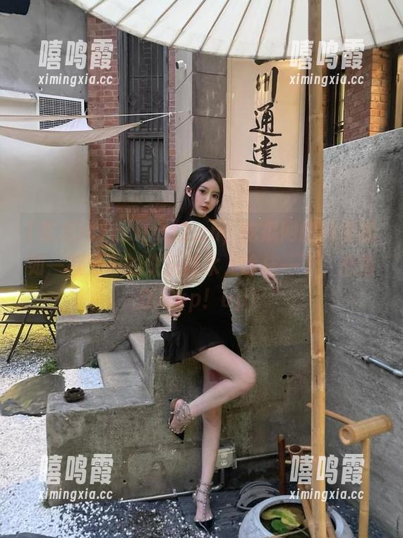 吃瓜网 guugg2.cn,吃瓜网的网页犹如一款无形的快乐药水,涂抹一下,心情立马up!up!