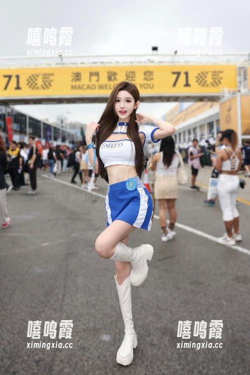 想看一看围观众的反应，这视频是不是太过分了？网曝吃瓜来评评！