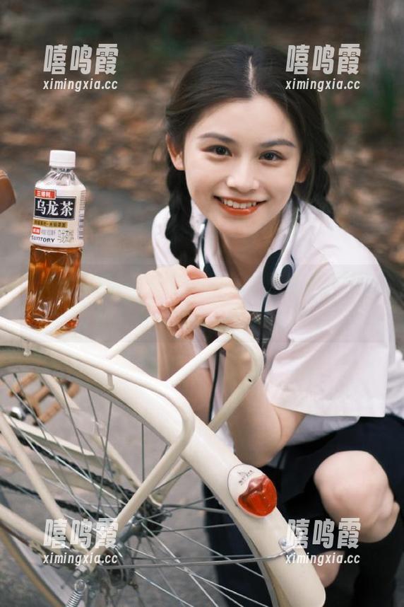 这款苹果版的黑料不打烊，刚打开就被八卦撑爆了！