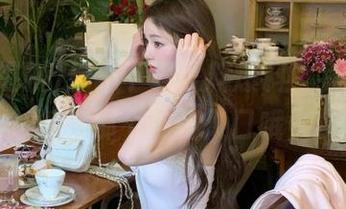 你不下载黑料爆料，我就不告诉你那个神秘入口哦～