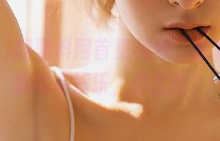 翻黑料网首页视频，我真的只是想找点娱乐，你信吗？