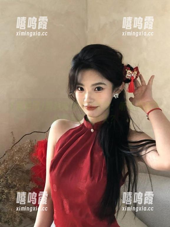 黑料网 黑料网传送门攻略:听说用右手拍两下就能进入?