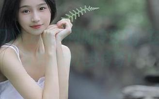 走进黑料网的传送门，在线爆料写下你的八卦传奇！