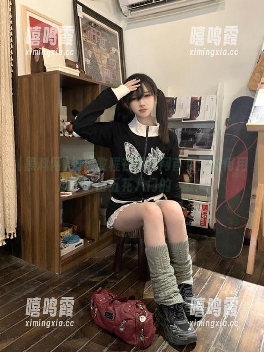 视频教程在黑料网首页：如何用瓜子吃出五花八门的囧态！