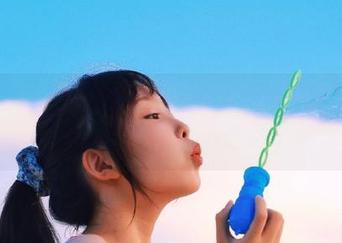 黑料老司机网站：熬夜追八卦的必备良品，打烊不过是个传说。