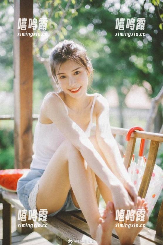 瓜田里的小秘密，在“黑网料”网址等你解锁哟！